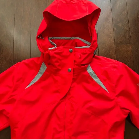 Columbia Women's Omni-Tech Hooded Rain Coat, Size medium, Red, Zip, Interchange - Picture 2 of 12